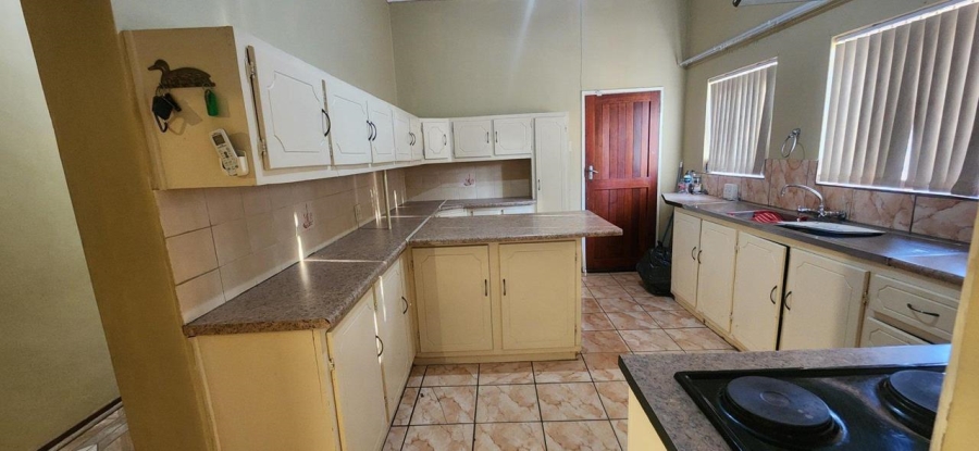 4 Bedroom Property for Sale in Bellvue Northern Cape